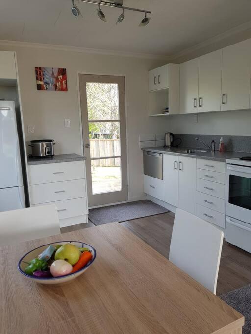 Relaxed Beach Retreat, Mod Family Friendly Bach Foxton Beach Eksteriør billede